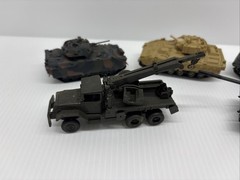 Roco Minitanks 1/87, lot of 5, Two Custom Painted NOS no Packaging
