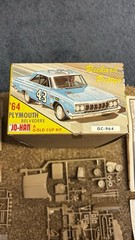 JO-HAN 1/25 RICHARD PETTY’S ’64 PLYMOUTH BELVEDERE MODEL KIT UNBUILT GC-964