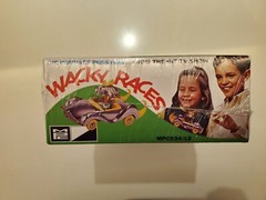 Wacky Races Compact Pussycat Penelope Pitstop 1:25 Model Kit *NEW* L1