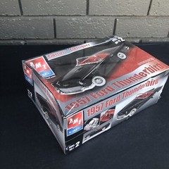 1:25 AMT Ertl 1957 Ford Thunderbird Model Kit – Sealed Bent Box See Photos 31925