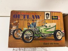 Original Revell Ed “Big Daddy” Roth’s Outlaw Model Kit / 1962 H-1282:198