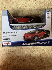 Maisto 2016 Bugatti Chiron AssemblyLine Die Cast Model Kit 1:24 38 Pcs Age 8+NEW