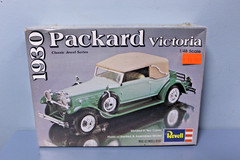 REVELL H-1266 1930 Packard Victoria Model Kit – (New in Box) Factory Sealed