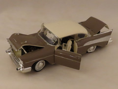 Vintage Revell 57 Chevy Bel-Air 1/25 Scale Model Kit H-1284 Built
