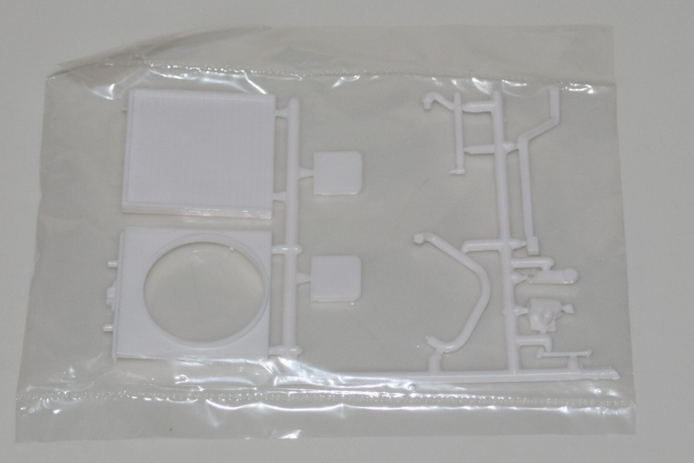 AMT KENWORTH CONVENTIONAL W-925 1021/06 ⭐PARTS⭐ RADIATOR+SHROUD+MORE 1:25