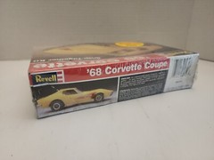 Revell Snap-Together 68 Corvette 1:32 Scale # 6032 Year 1987 Sealed