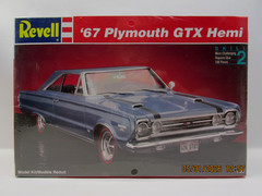 Revell 1/25 1967 ’67 Plymouth GTX Hemi Mopar Model Kit 1994 New Sealed Box