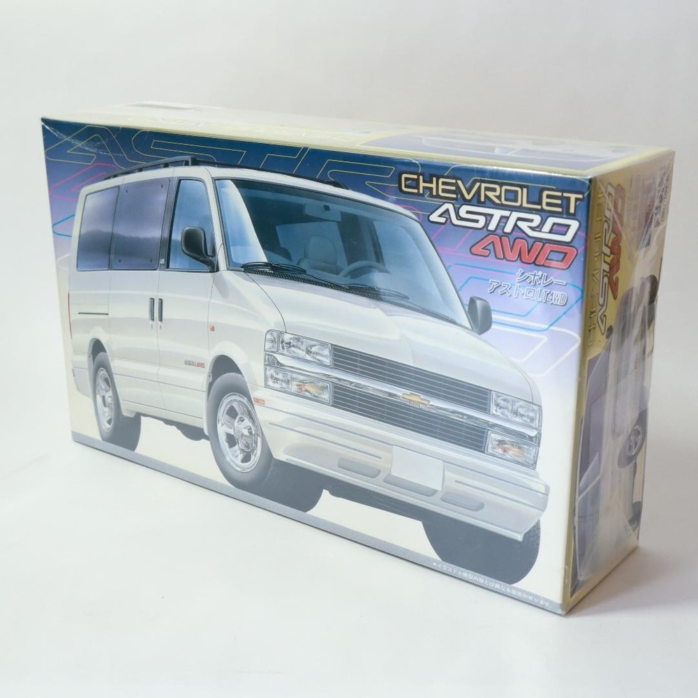 Fujimi Chevrolet Astro AWD 1/24 Plastic Model Kit Japan Import Authentic