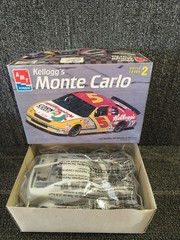 AMT ERTL Kellogs Monte Carlo #5 Terry Labonte Model Kit #8187 Open box