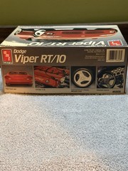AMT Ertl Dodge Viper RT/10 1:25 Model Kit 6808 Open Box Complete 1992