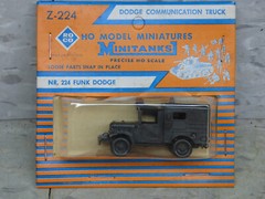 Roco Minitanks / (NEW) 1/87 WWII US Dodge 3/4 T 4×4 Radio Truck Lot #6155K