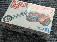 MPC DIGGER TRIKE 1/25th scale Model Kit Original Vintage Motorcycle SEALED