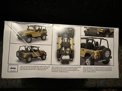 Revell JEEP WRANGLER RUBICON 1:25 Scale Plastic Model Kit 85-4501 Used Started