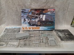 1/35 Scale – Sd. Kfz. 164 ‘Nashorn’ Tank . Dragon Kit # 6001 NEW NOB DML