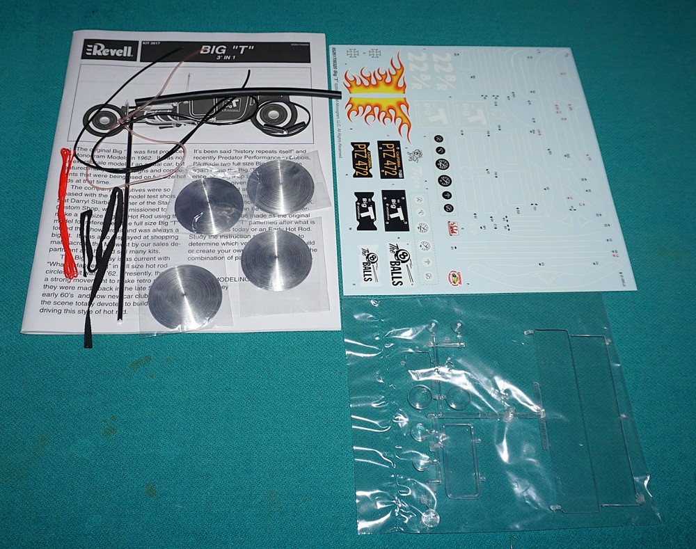 The Big T Revell 1/8 #85-2617 Decals Instructions Moons Wiring Clear Parts Etc.