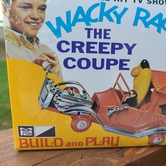 Wacky Races The Creepy Coupe Snap Plastic Model Kit 1/25 Gruesome Mancave Decor