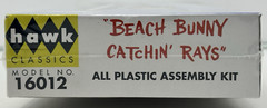 Beach Bunny Catchin’ Rays Silly Surfers Model Kit 16012 Hawk Model Co. 2006