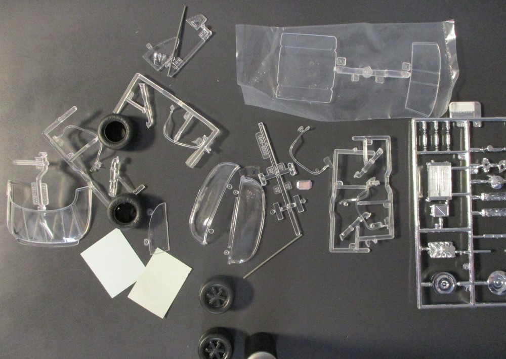 Model Car Kit Parts Lot – Not sure scae maybe 1/25th? – Used/Old