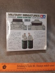 Tamiya 1/35 scale model kit 35026, Jerry can set