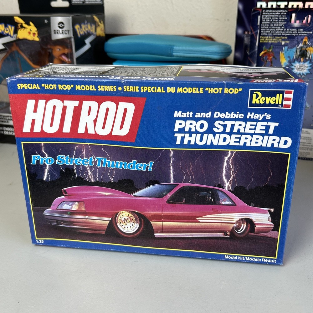 Revell Hot Rod 7440 Pro Street Thunderbird Model Kit 1/25 (read description)