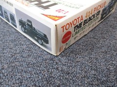 SHIPPING FREE VINTAGE NICHIMO 1/20 #MC-2043 TOYOTA “HILUX THE BLACK SR” KIT NIB