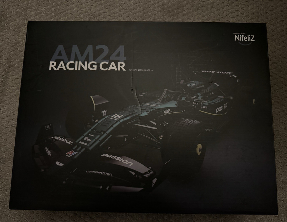 Nifeliz AM24 Formula 1 Racing Car Building Set