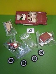 VINTAGE 1960 CHEV CORVETEE MODEL KIT UNKNOWN BRAND *PARTS ONLY*