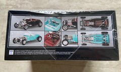 Revell ’29 Ford Model A Roadster 2 in 1 Plastic Model Kit 1:25 Scale NEW SEALED