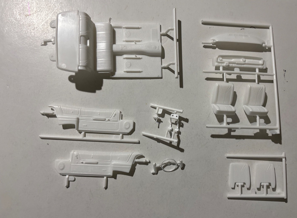 Model Car Parts – Monogram ’65 Chevy Impala SS-396 Interior Parts kit bash 1/25
