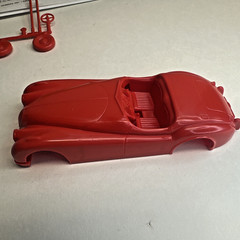 Lindberg 605-10 1/32 Scale JAGUAR XK120 Roadster Plastic Model Kit