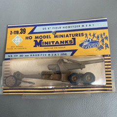 Roco Minitanks / (NEW) 1/87 WWII US M-2 A1 8″ 203mm Field Howitzer Brown Color