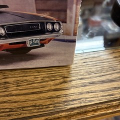 Revell 1970 Dodge Challenger T/A 2 ‘n 1 1/24 Scale Plastic Model Car Kit 85-2596