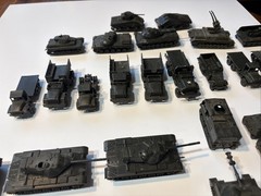 LOT Of 40 1/87 Roco Minitanks Austria 32 Tanks 8 Trucks DBGM HO SCALE