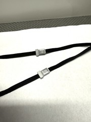 1:8 Two Seat Belts With Closed Buckle And Belts.