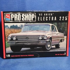 🌟 Door Mirrors 1962 Buick Electra 1:25 Scale 1000s Model Car Parts 4 Sale.