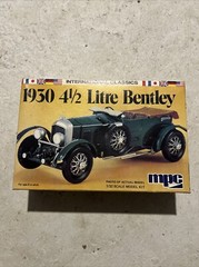 MPC 1018 1/32 Scale 1930 4 1/2 Litre Bentley Plastic Model Kit New Open Box