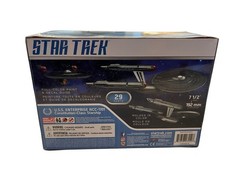 NEW Polar Lights Star Trek Discovery USS Enterprise NCC-1701 Model Kit Sealed