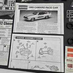 1969 Chevrolet Camaro Indy Pace Car 1:25 Scale Model Kit Monogram