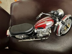 Triumph T120 Bonneville 1/6 Scale Painted Assembled Plastic Model for Hot Toys