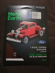 Metal Earth 1932 Ford Coupe Steel Model Kit