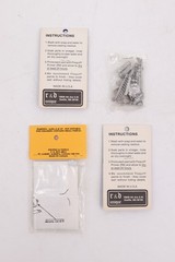 1/24 Model Car Detail Lot: V8 Engine Intake Transmission Curbside Dioramics