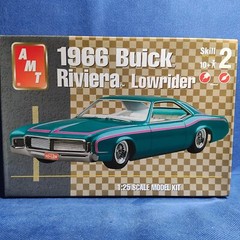 🌟 Lowered Suspension 1966 Buick Riviera 1:25 Scale 1000s Model Car Parts 4 Sale