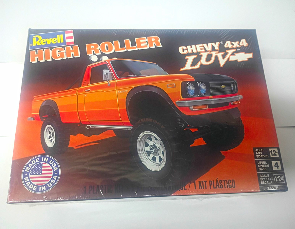 Revell High Roller Chevy 4×4 LUV 1:24 Plastic Pickup Truck Model Kit Sealed
