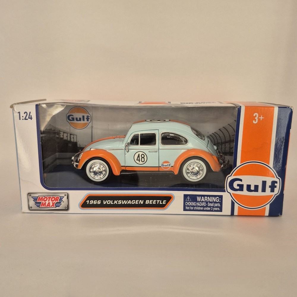 Motormax 1966 Volkswagen Beetle #48 Gulf Diecast Model Car 1:24 scale 79655 NIB
