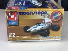 OPEN BOX 2002 AMT ERTL 1:25 Plastic Model Kit GEORGE BARRIS MOONSCOPE #31565