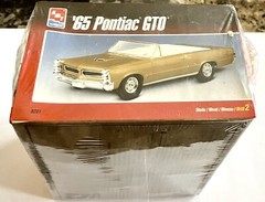 🏁 AMT ’65 Pontiac 389 V-8 GTO Model Factory Sealed Build 1 of 3 Ways 1/25 🏁