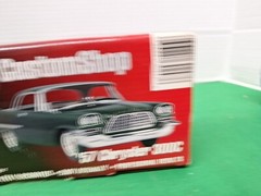 1/25 SCALE 1962 CHRYSLER 300 PRE-PAINTED JADE GREEN CUSTOM SHOP MODEL KIT