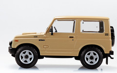 Aoshima 1/32 SUZUKI JIMNY JA11 W/ Custom Wheels Snap Model Kit -KHAKI-