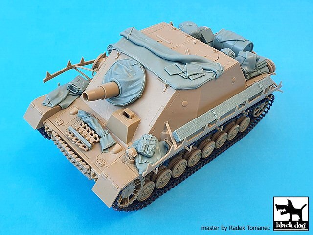 Black Dog 1/35 Stowage & Accessories for Sturmpanzer IV Brummbar (Tamiya) T35240