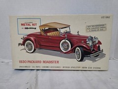 Hubley 1930 Packard Roadster Model Kit 1:22 Unassembled Not Painted Chromed
